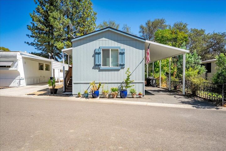 Property Photo: 6275 Nob Hill Drive CA 95658