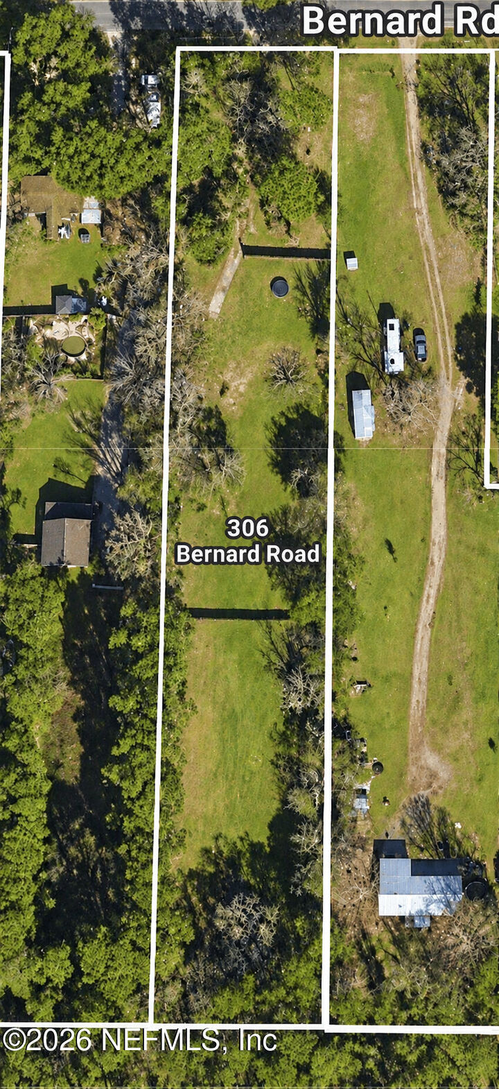Property Photo: 306 Bernard Road FL 32218