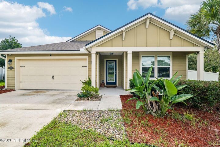 Property Photo:  3800 Great Falls Loop  FL 32068 