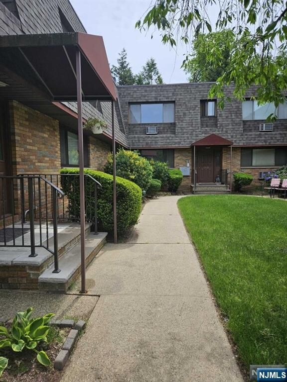 Property Photo: 162 Diamond Bridge Avenue 11 NJ 07506