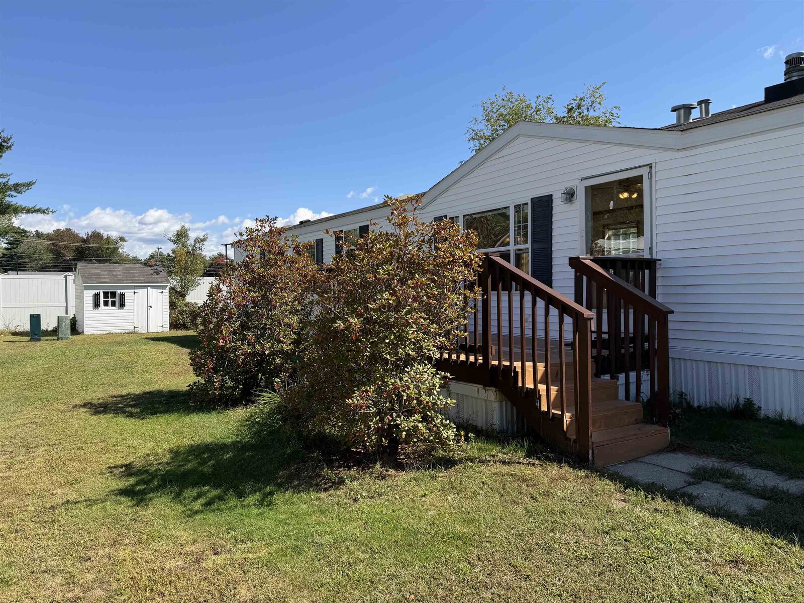 Property Photo:  11 Colonial Village  NH 03878 