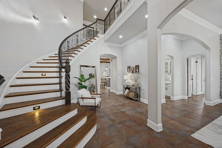Property Photo:  2613 Round Table Boulevard  TX 75056 