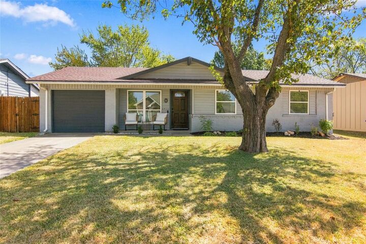 Property Photo: 4720 Kyle Drive TX 75180