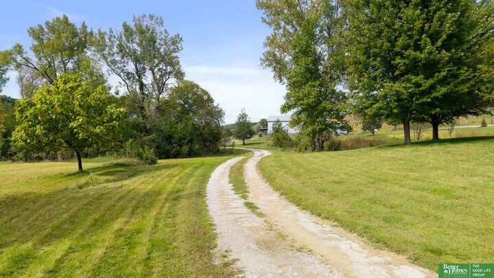 Property Photo: 2048 Horse Creek Road IA 51652