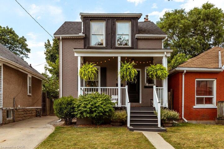 Photo de la propriété: 139 Belmont Avenue ON L8L 7M4
