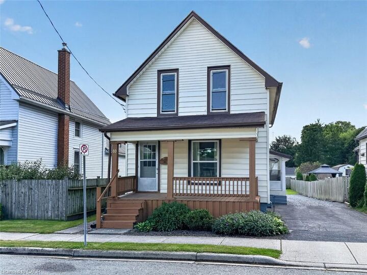Property Photo: 40 Patterson Street ON N3Y 1J2