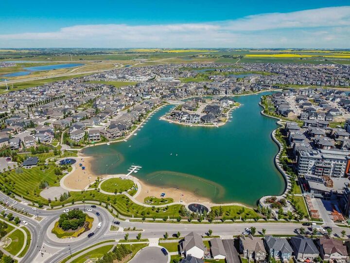 Property Photo:  358 Marina Cove SE  AB T3M 3P4 