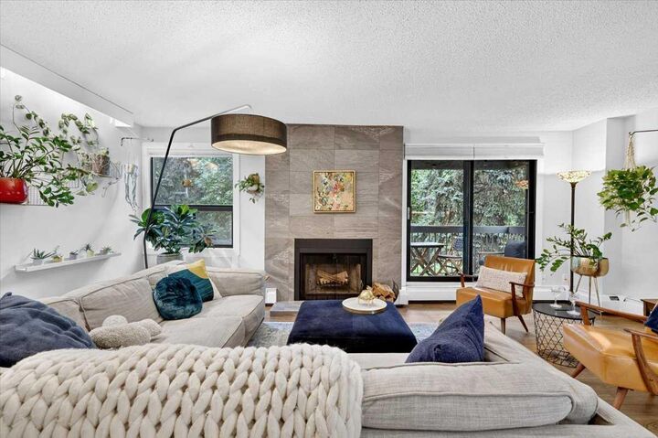 Property Photo:  626 24 Avenue SW 201  AB T2S 0K6 