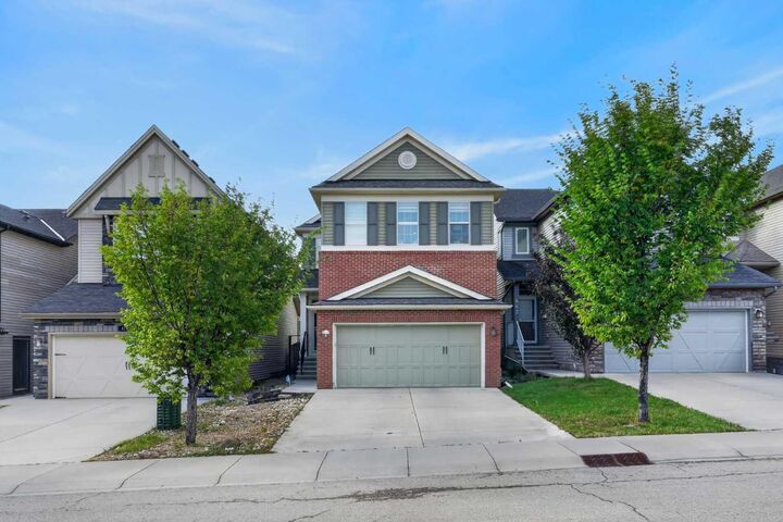 Property Photo:  479 Nolan Hill Drive NW  AB T3R 0S9 