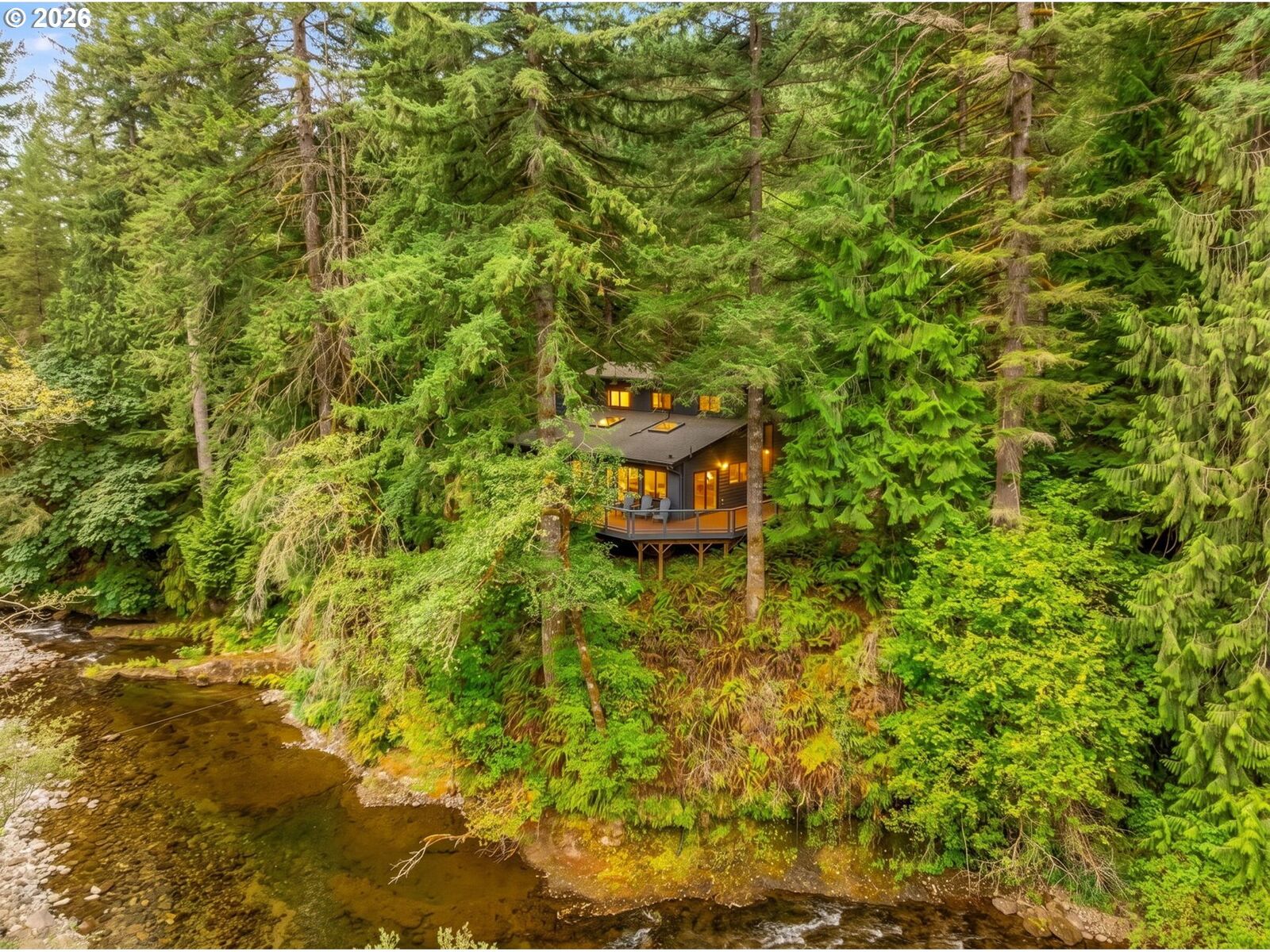 Property Photo:  502 Linda Ln  WA 98671 