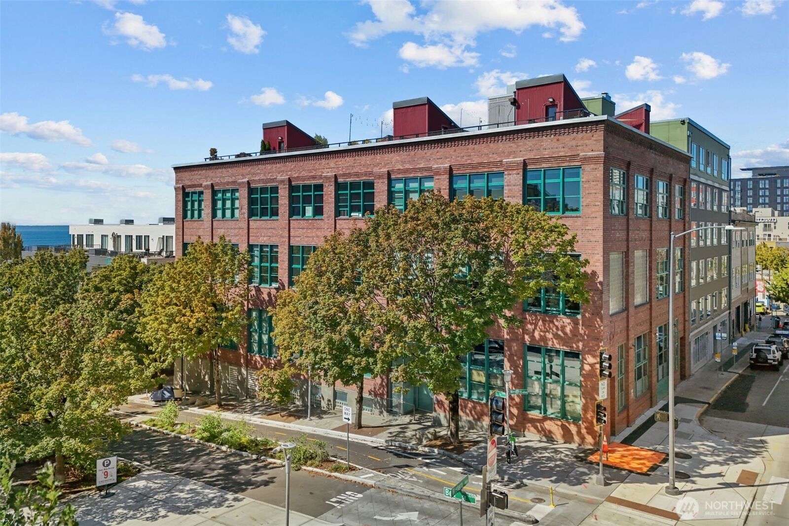 Property Photo:  66  Bell Street 4  WA 98121 