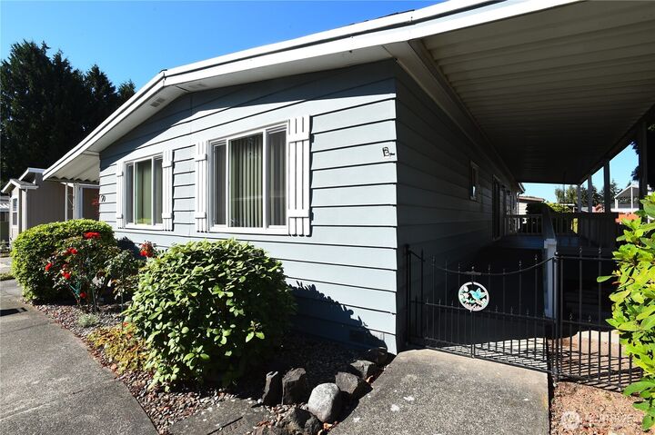 Property Photo: 2500 S 370th Street 50 WA 98003