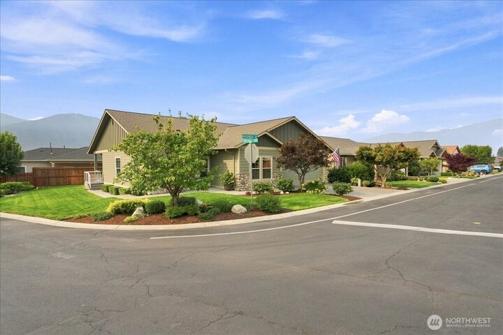 Property Photo:  387  Ridgewood Dr  WA 98831 