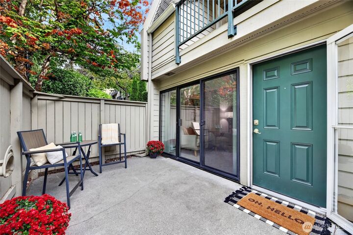 Property Photo: 8835 166th Avenue NE D-102 WA 98052