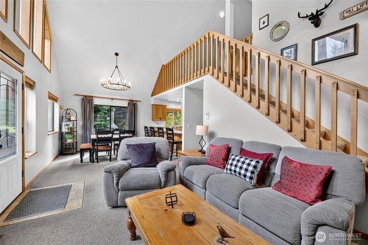 Property Photo:  1051  Yellowstone  WA 98068 
