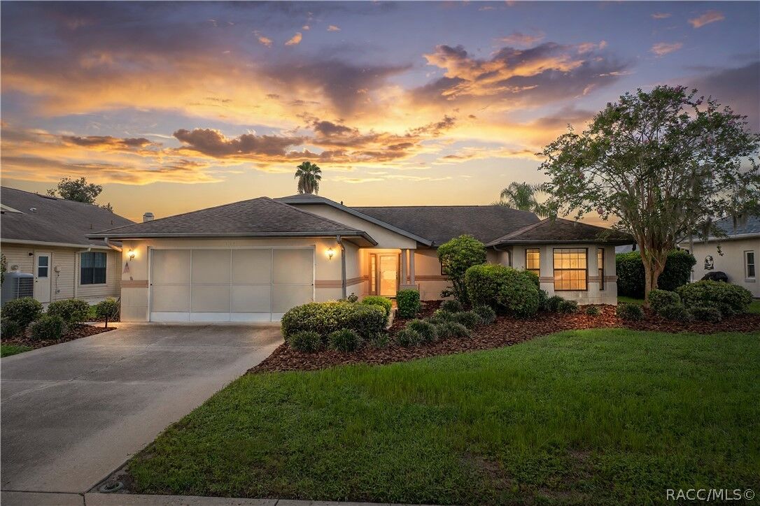 Property Photo:  3968 E Arbor Lakes Drive  FL 34442 