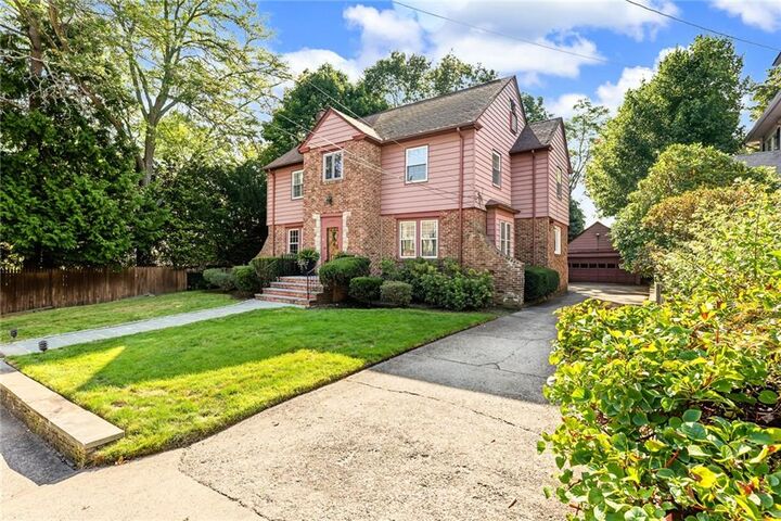 Property Photo:  49 Laurel Avenue  RI 02906 