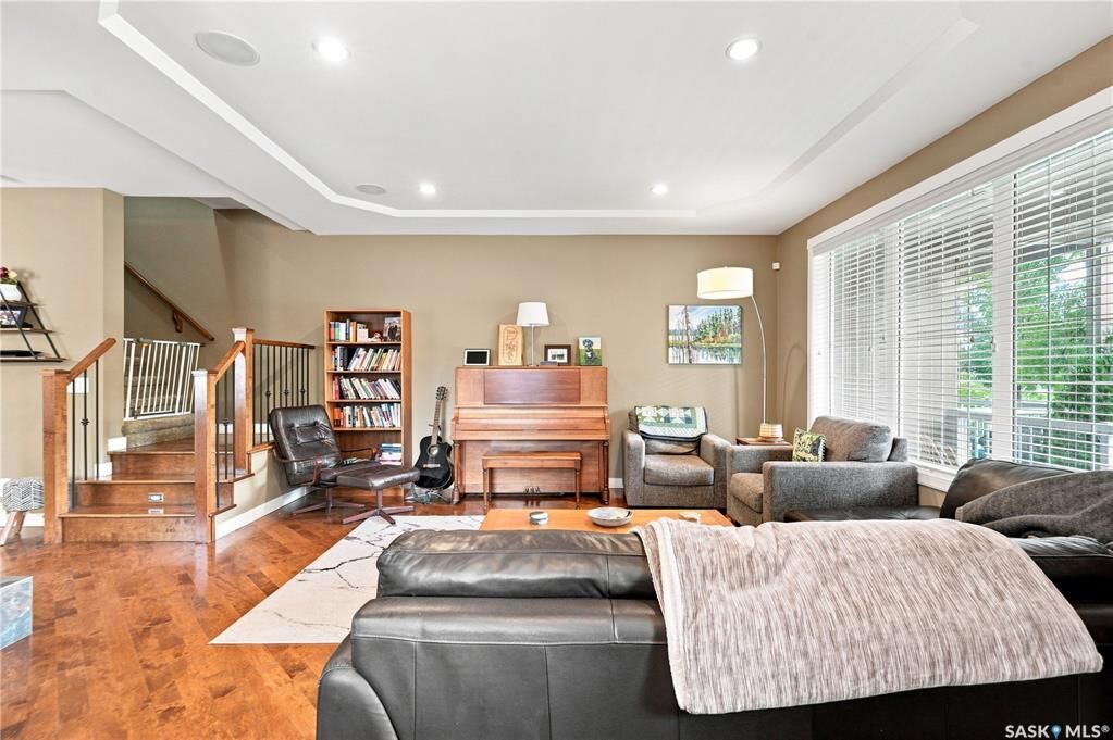 Property Photo:  1201 12th Street E  SK S7H 0E3 