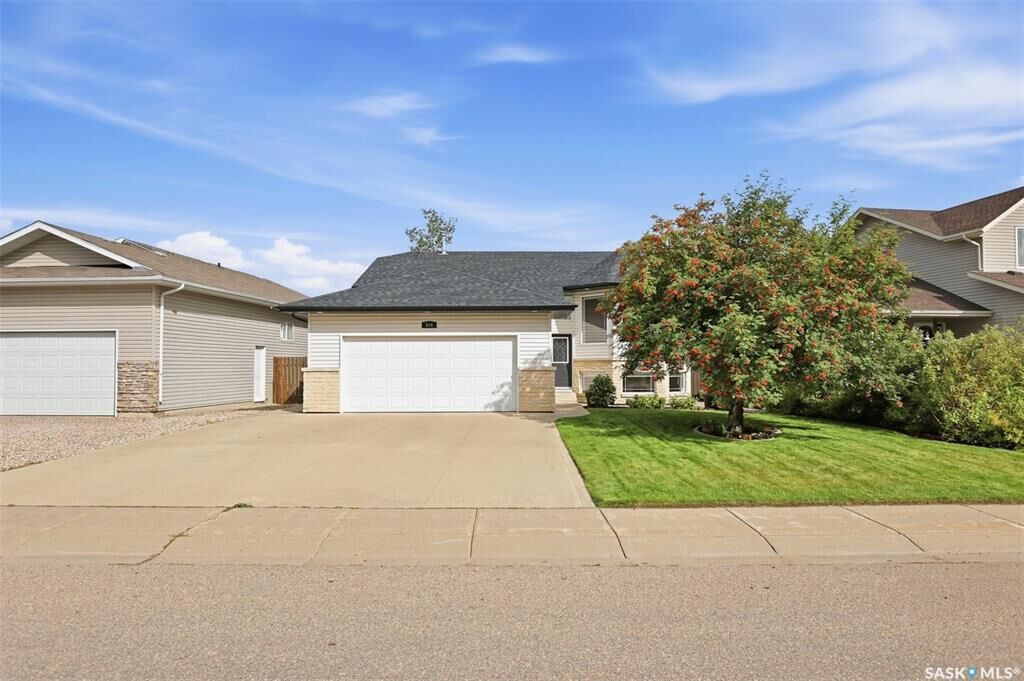 Property Photo:  514 1st Avenue N  SK S0K 4S0 