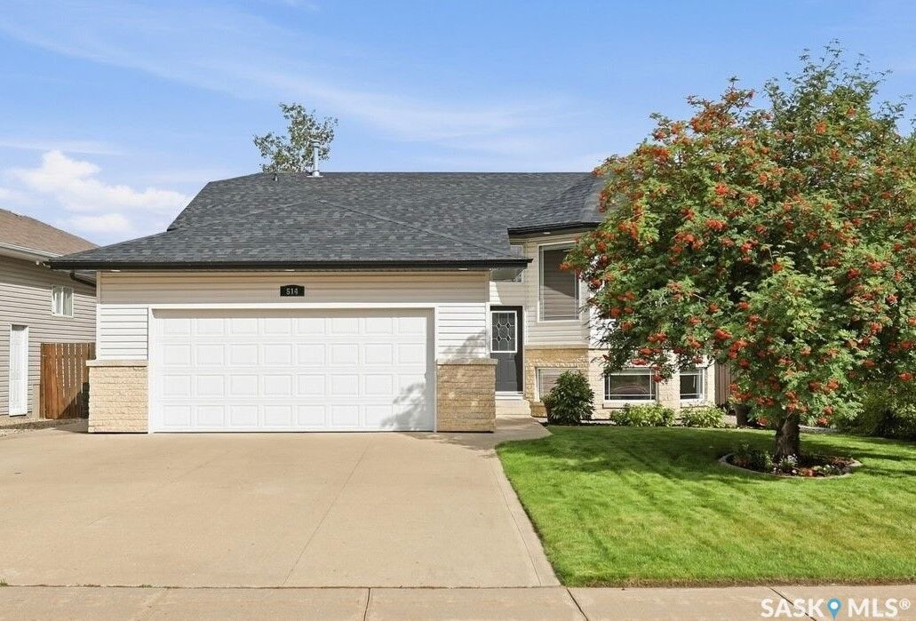 Property Photo: 514 1st Avenue N SK S0K 4S0