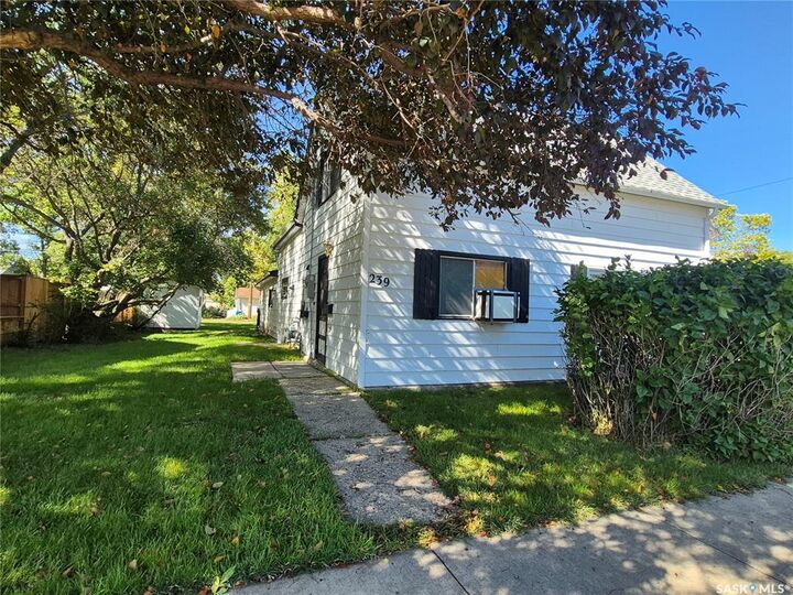Property Photo:  239 9th Street  SK S4H 1E9 