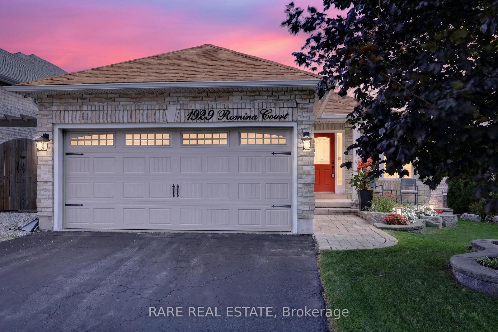 Property Photo:  1929 Romina Court  ON L9S 4X9 