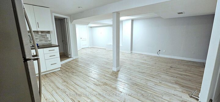 Property Photo:  43 Ramblewood Lane Bsmt  ON L4J 6R8 
