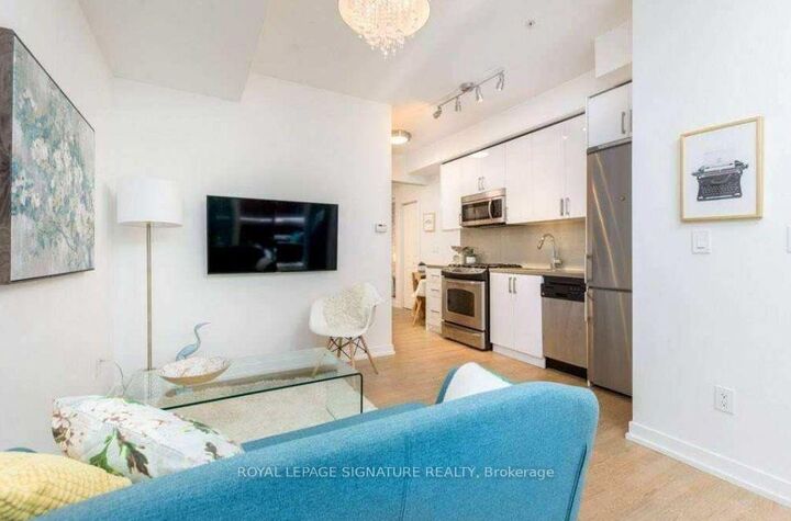 Property Photo:  150 Broadview Avenue S 23  ON M4M 0A9 