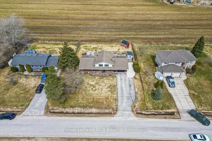 Property Photo:  883 30th Street W  ON N4K 6V5 