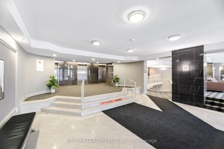 Property Photo:  8 Lisa Street 903  ON L6T 4S6 
