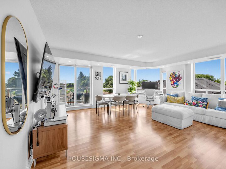 Property Photo:  190 Manitoba Street 509  ON M8Y 3Y8 