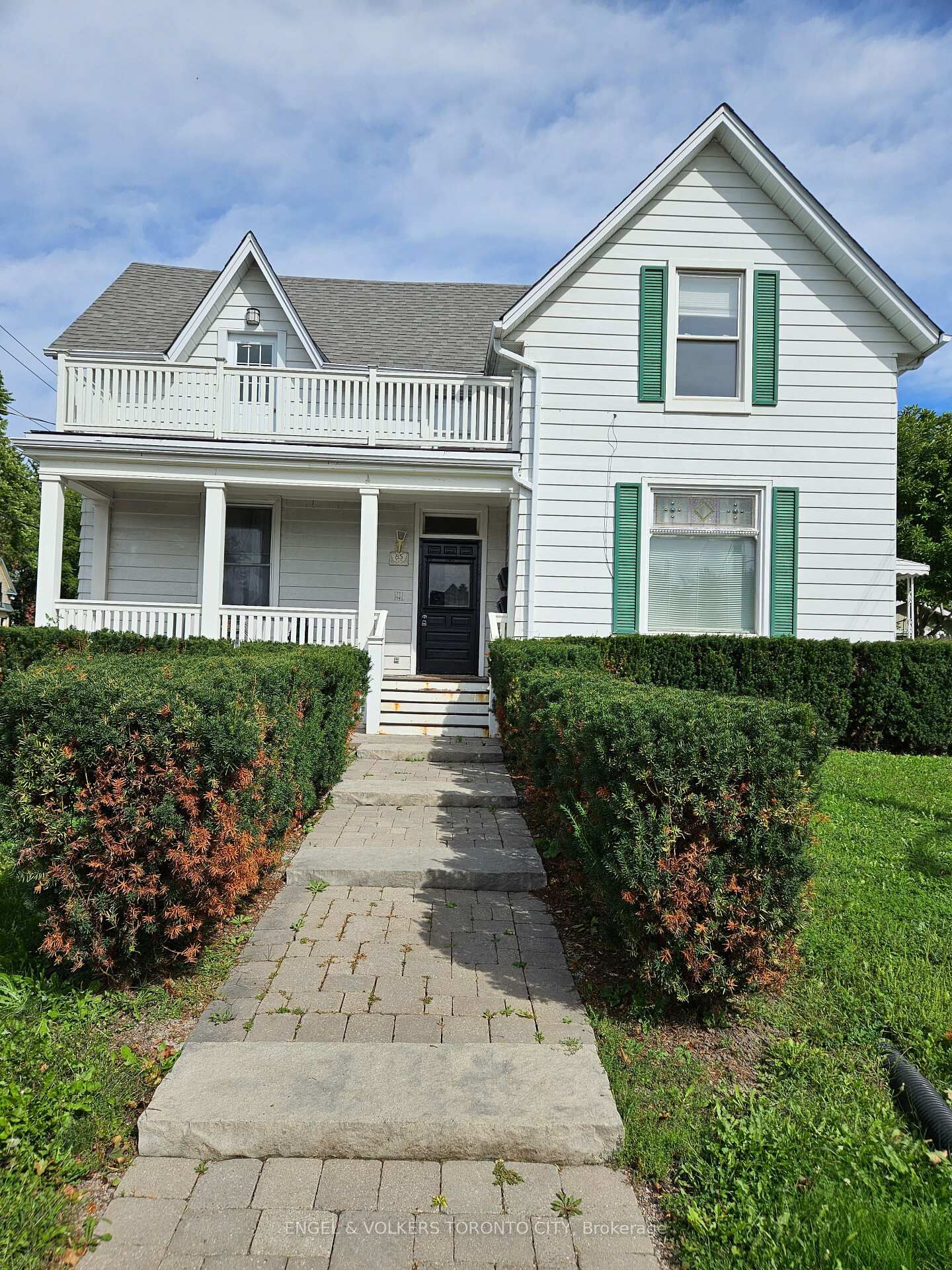 Property Photo:  85 Prospect Street W 2nd Flr  ON L4C 3T3 