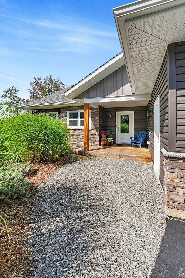 Property Photo:  15 Goodwin Drive  ON P1H 2R3 