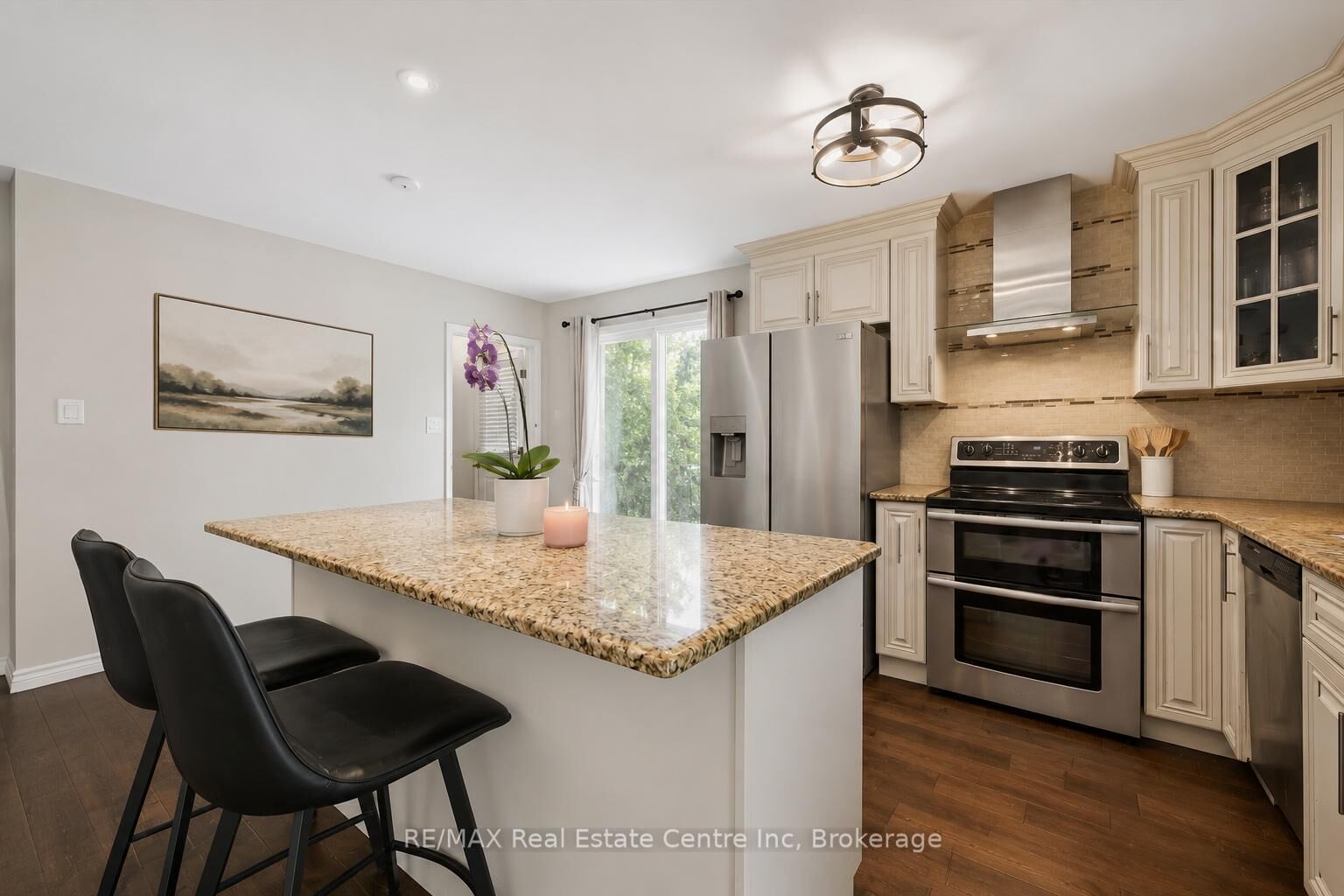 Property Photo:  369 West Acres Drive  ON N1H 7B3 