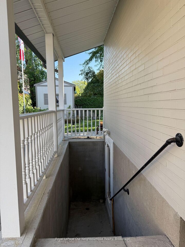 Property Photo:  15 Fourth Street  ON L1C 2G2 