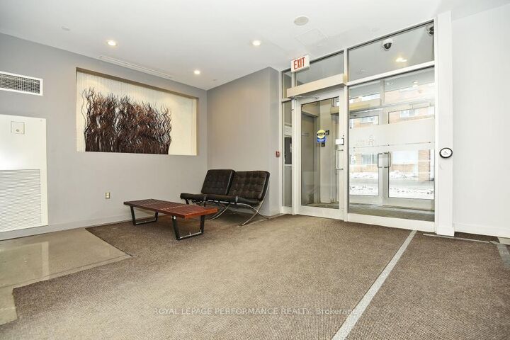 Property Photo:  383 Cumberland Street N 706  ON K1N 1J7 