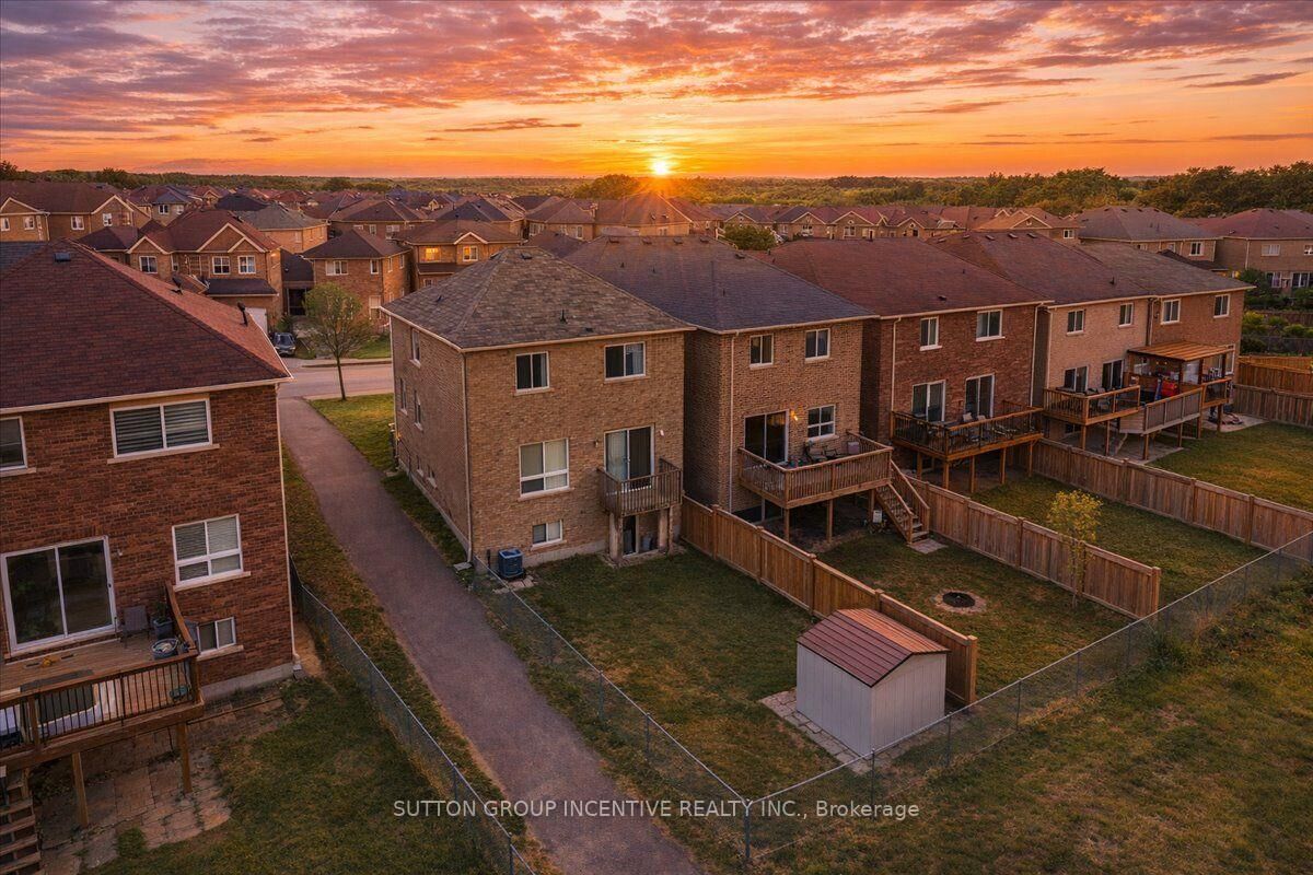 Property Photo:  1200 Mary-Lou Street  ON L9S 0C1 
