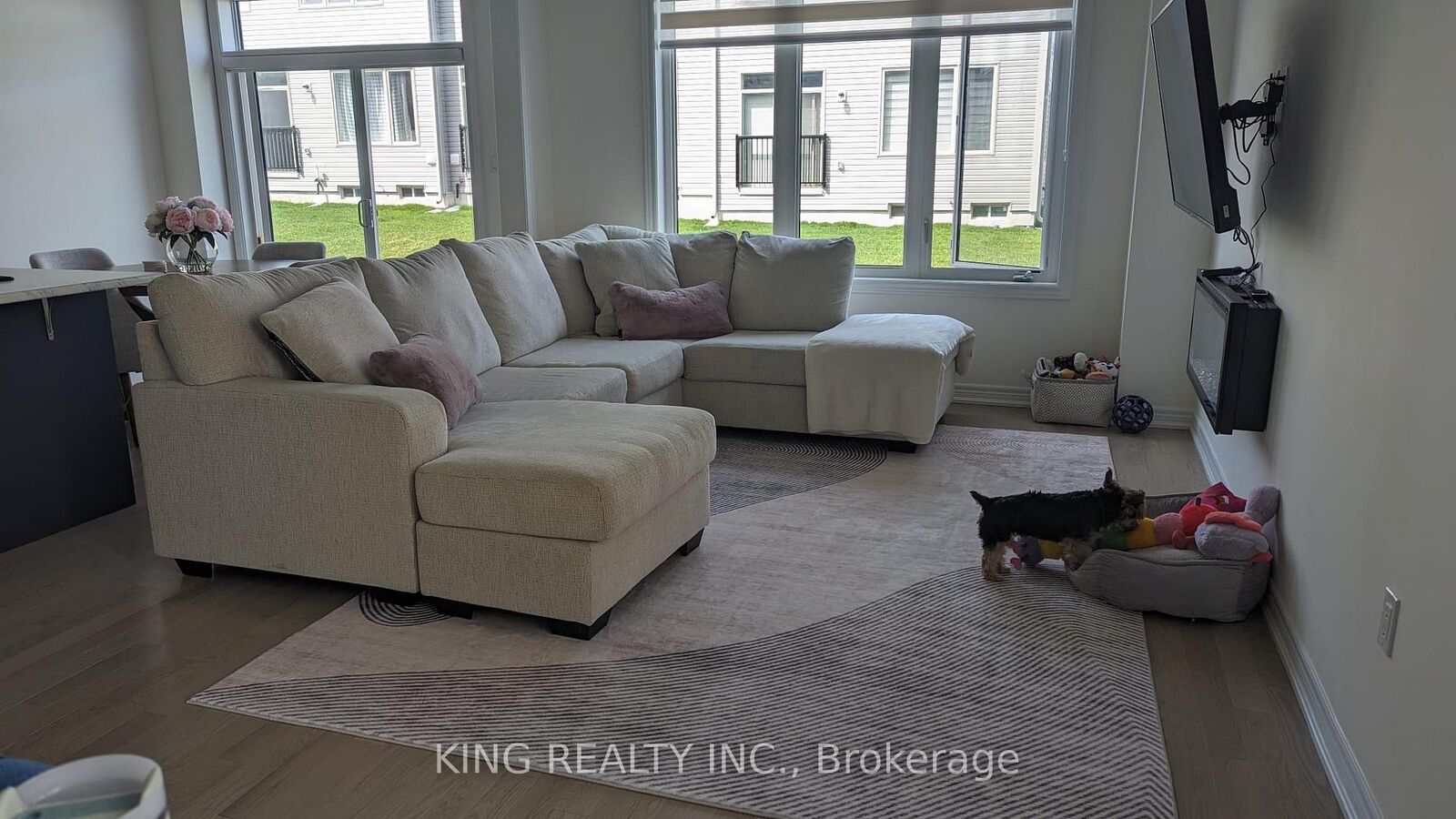 Property Photo:  721 Potawatomi Crescent  ON L9V 3Y4 
