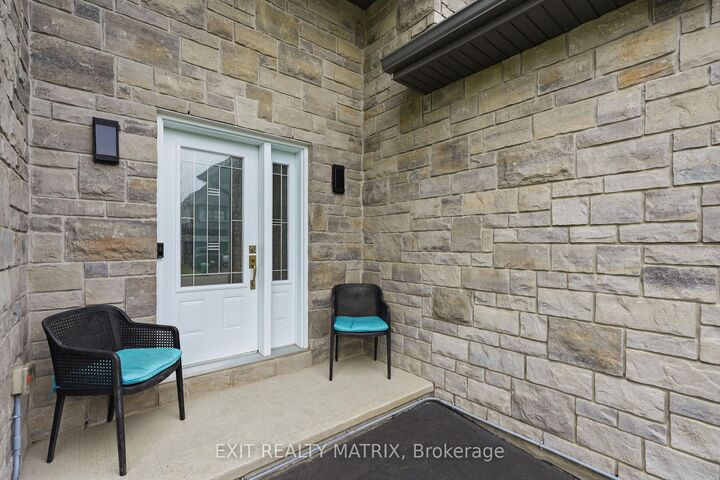 Property Photo:  309 Colmar Street  ON K0A 1W0 