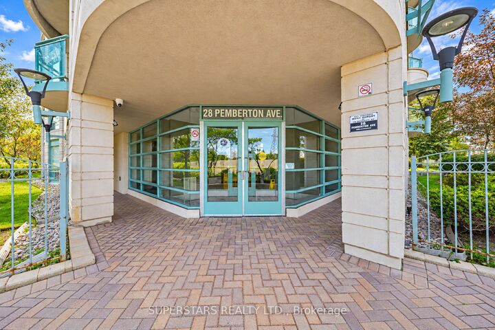 Property Photo: 28 Pemberton Avenue 1110 ON M2M 4L1