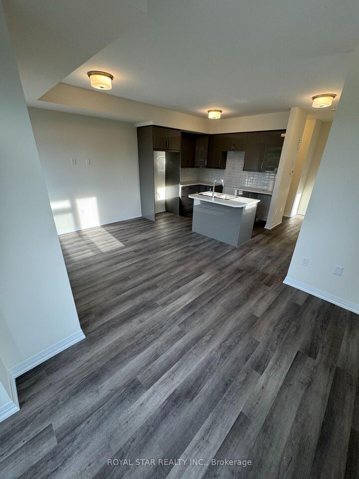 Property Photo:  660 Colborne Street  ON N3T 0Y7 