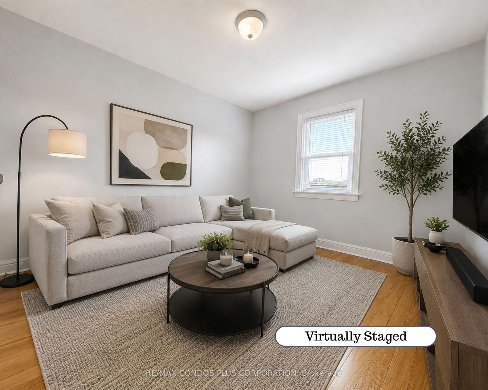 Property Photo:  60 Kane Avenue Upper Floor  ON M6M 3M7 
