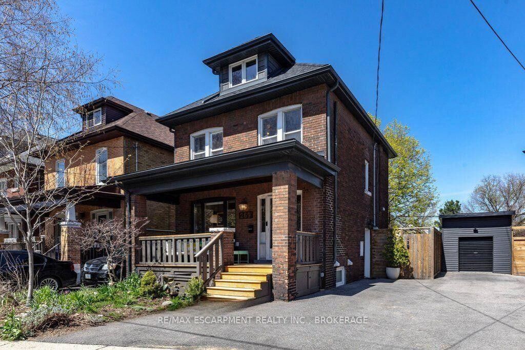 Property Photo:  269 Stinson Crescent Lower  ON L8N 1T6 