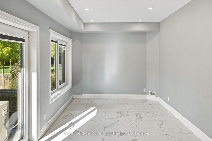 Property Photo:  234 Heiman Street 101  ON N2M 0B6 