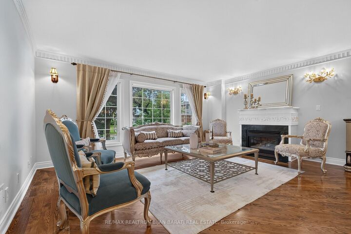Property Photo:  162 Goulding Avenue  ON M2M 1L7 