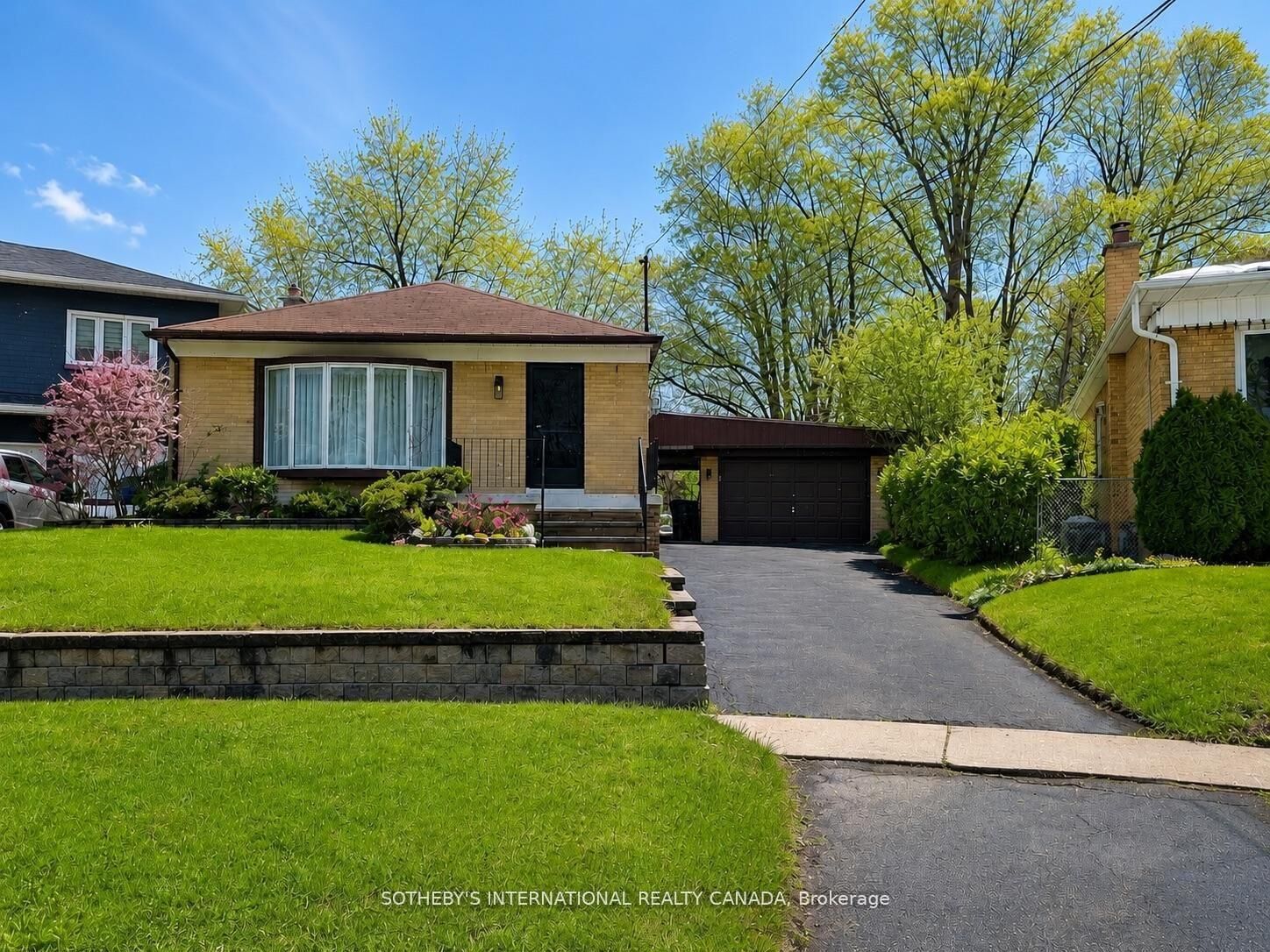 Property Photo:  56 Courton Drive  ON M1R 1K8 