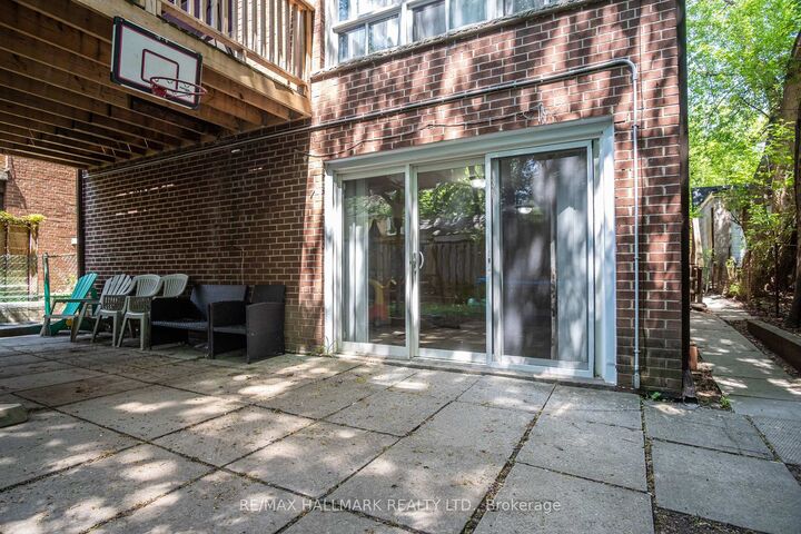 Property Photo:  399 Lawrence Avenue W Basement  ON M5M 1C1 