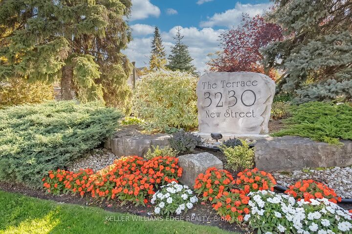 Property Photo:  3230 New Street 19  ON L7N 1M8 