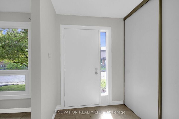 Property Photo:  860 Cahill Drive W 109  ON K1V 9A3 