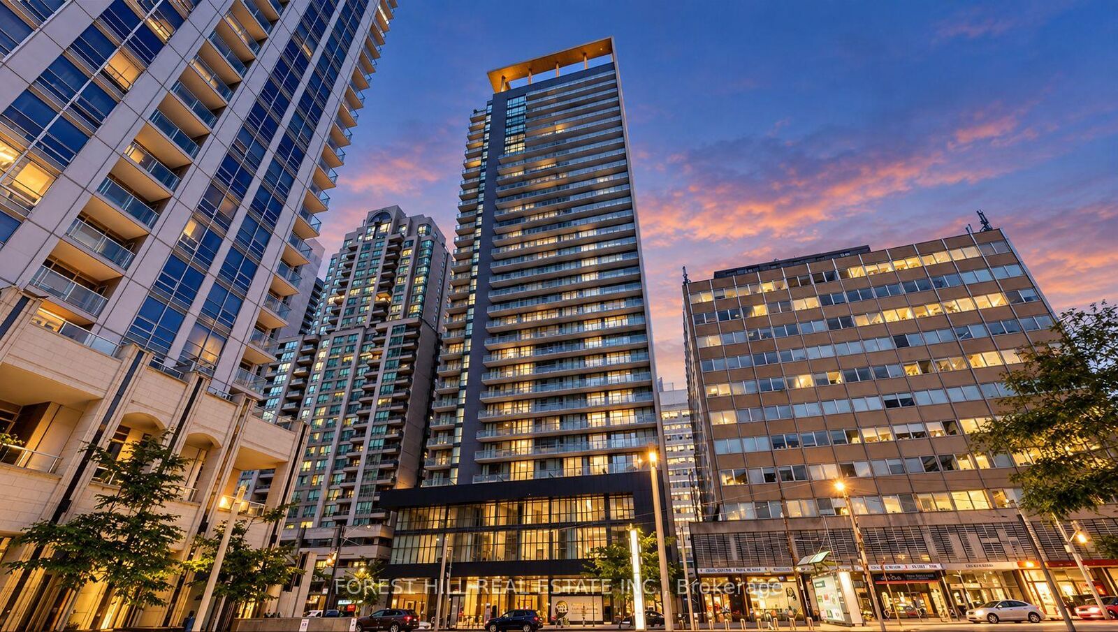 Property Photo:  770 Bay Street 1109  ON M5G 0A6 